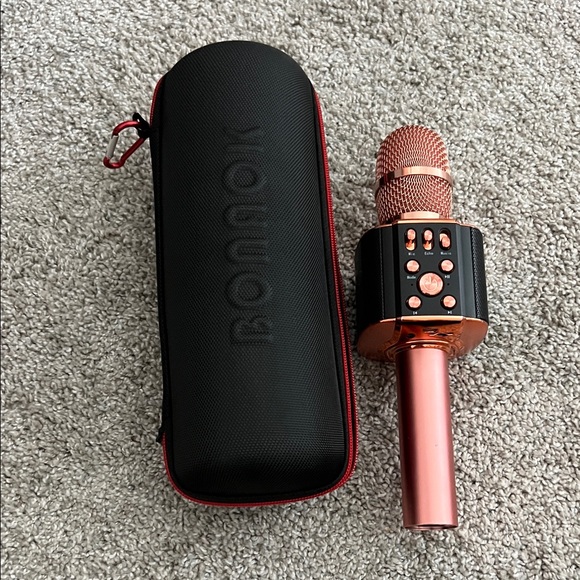 Rose Gold Wireless Microphone with Case - Picture 1 of 1